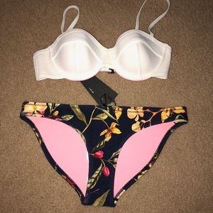 Triangl Bikini bottoms